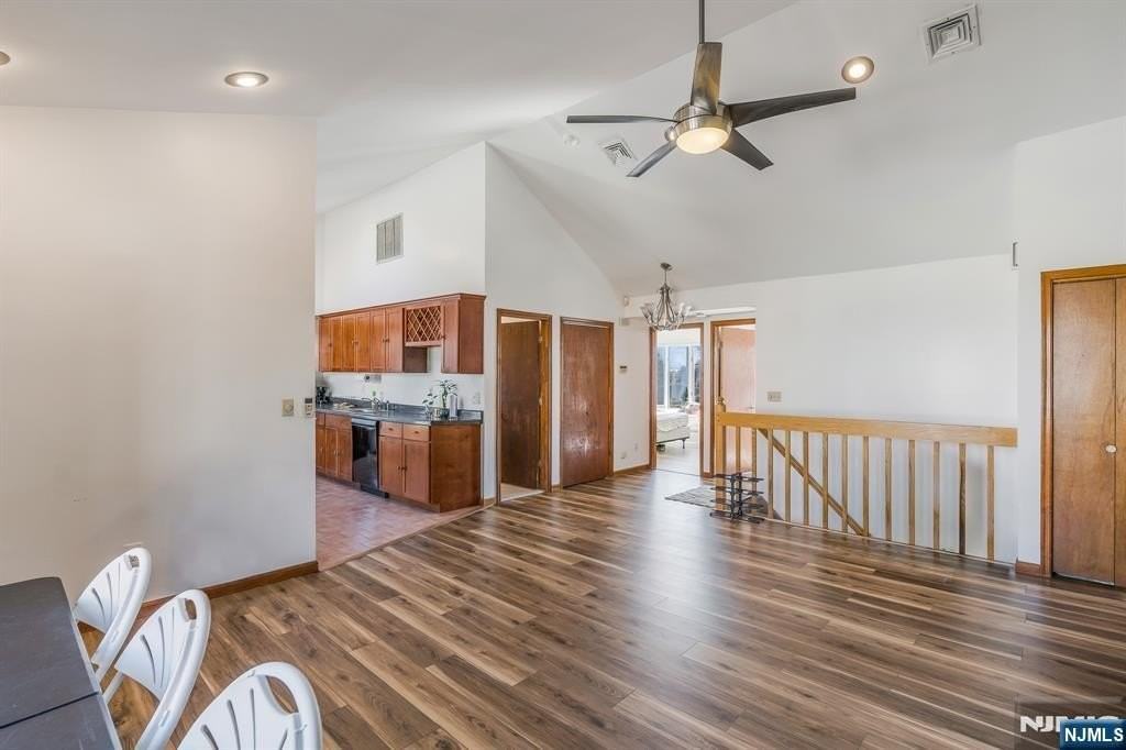 1 2nd St 2nd Fl - Photo 6 of 18