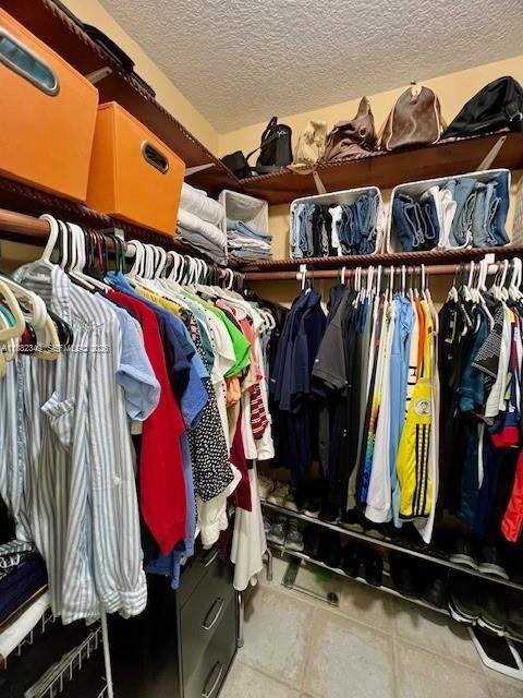 14351 Southwest 168th Terrace - Photo 4 of 25