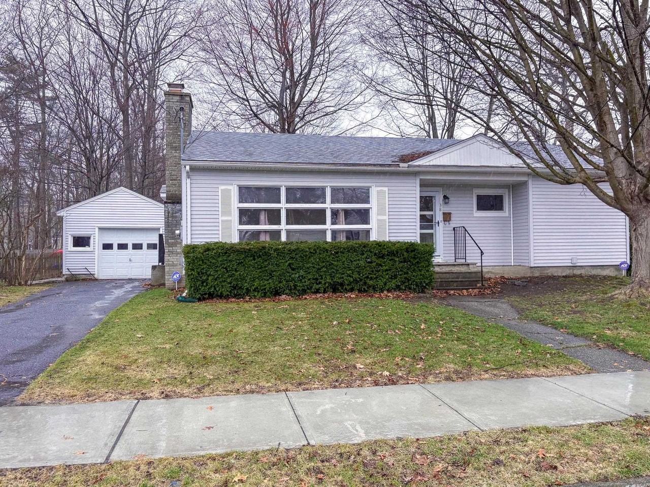 38 Marshall Dr - Photo 2 of 39