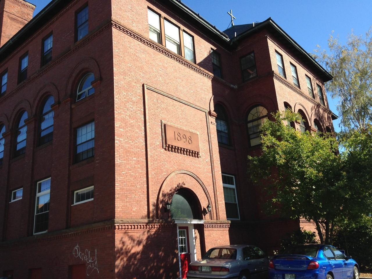 521 Pine St #205 - Photo 2 of 39