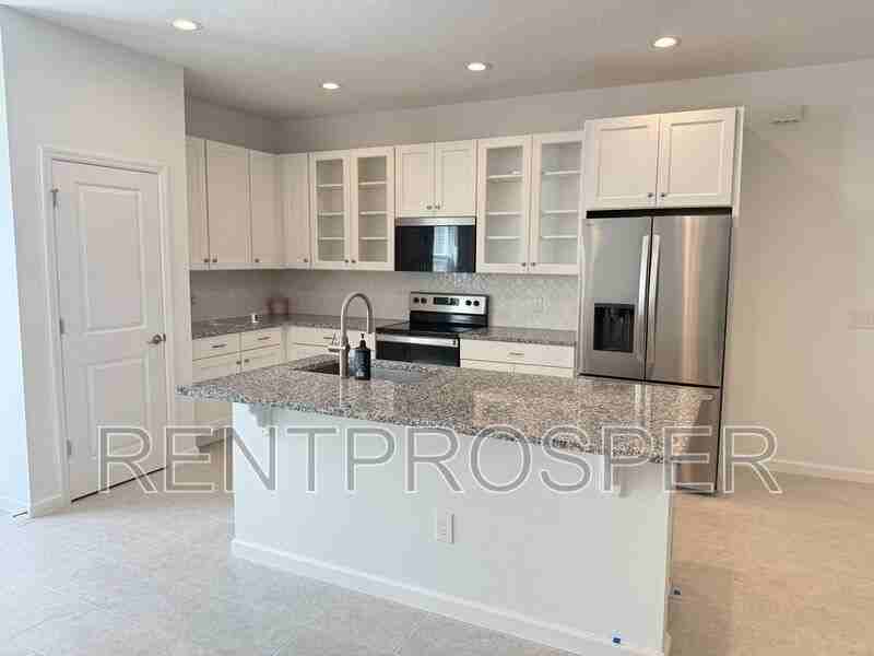 13925 Easdale Aly - Photo 2 of 15