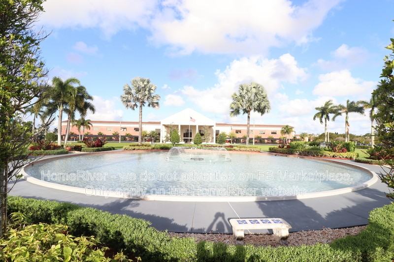 170 Dorset E - Photo 4 of 45