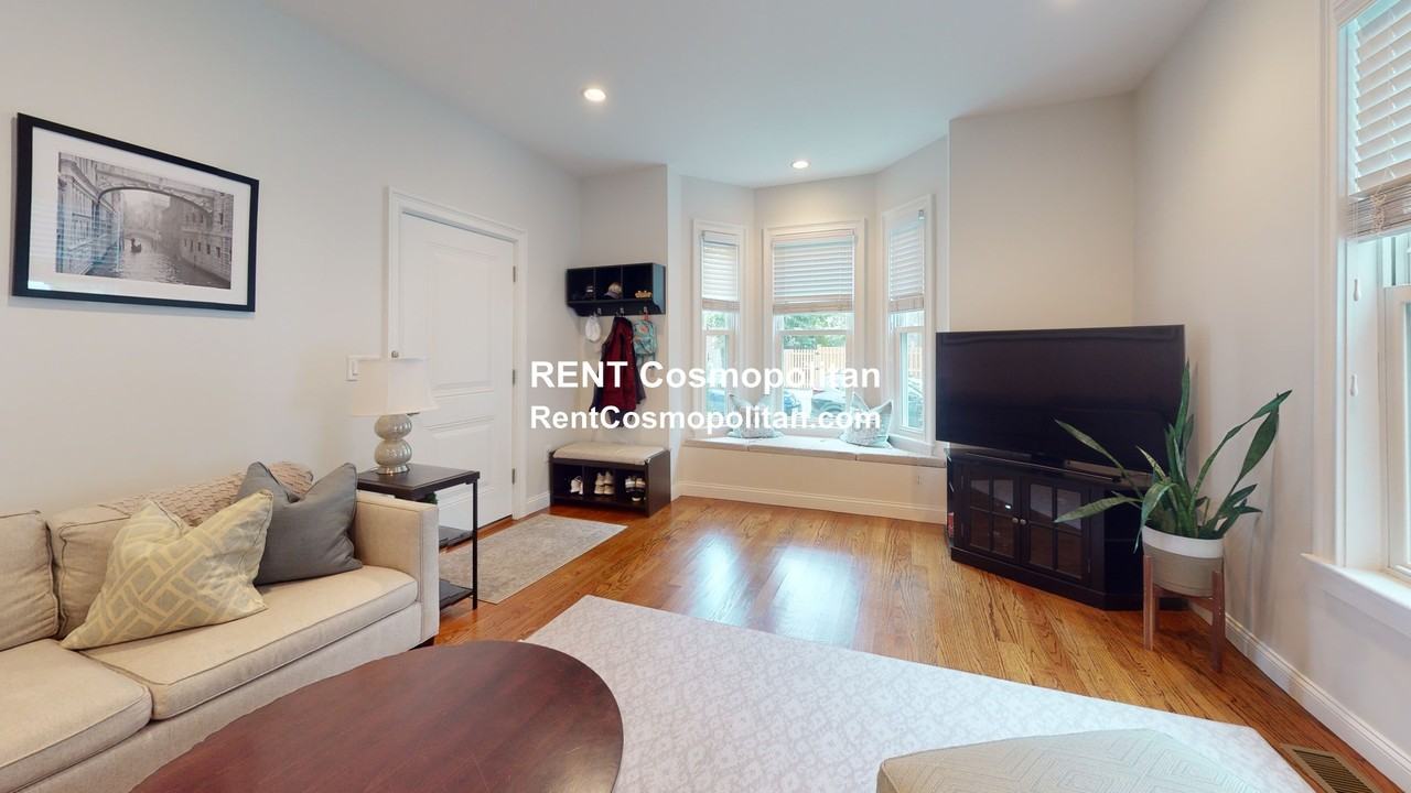 15 Sherman St #1 - Photo 5 of 11