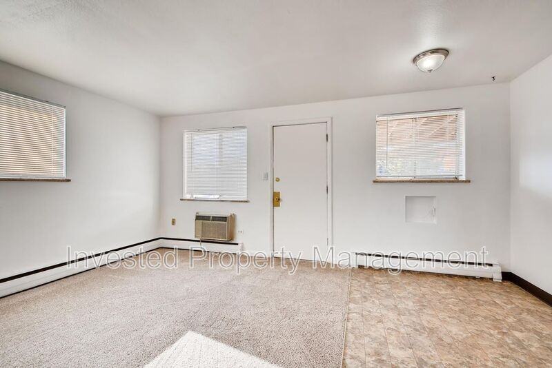 257 E Powers Ave #3 - Photo 7 of 11