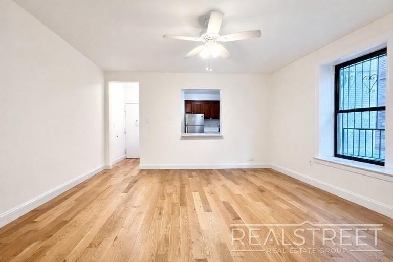 141 Joralemon St #1E - Photo 7 of 15