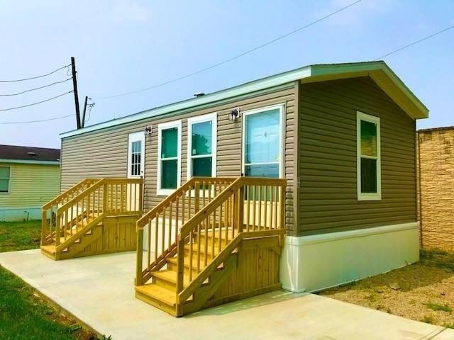 8001 Hamilton Ave #99