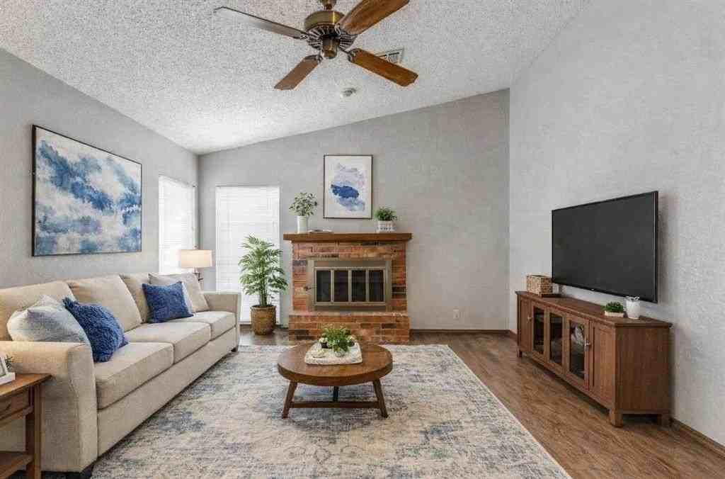 1220 Sequoyah St #A - Photo 5 of 34