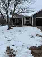 featured image of 735 Crockett Dr