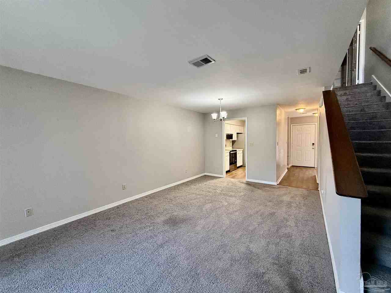 912 Brookside Pl - Photo 6 of 22