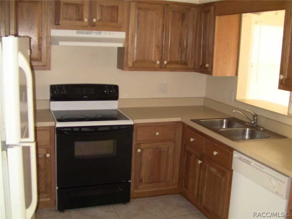 198 W Valerian Pl - Photo 2 of 16