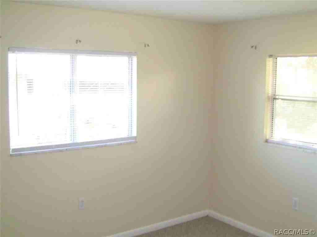 198 W Valerian Pl - Photo 4 of 16