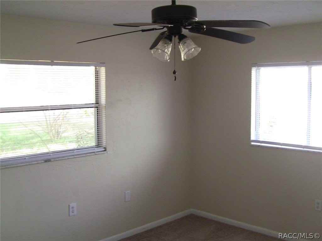 198 W Valerian Pl - Photo 5 of 16