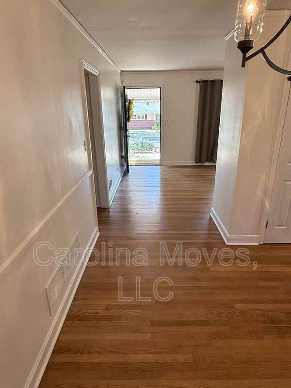 104 Brookforest Dr - Photo 5 of 16