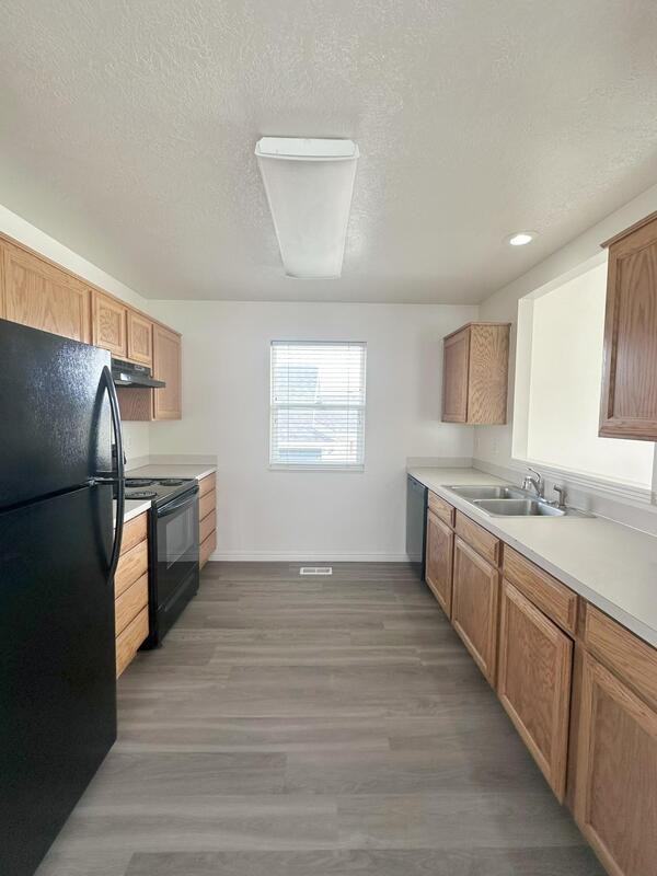 327 Nw - Photo 7 of 21
