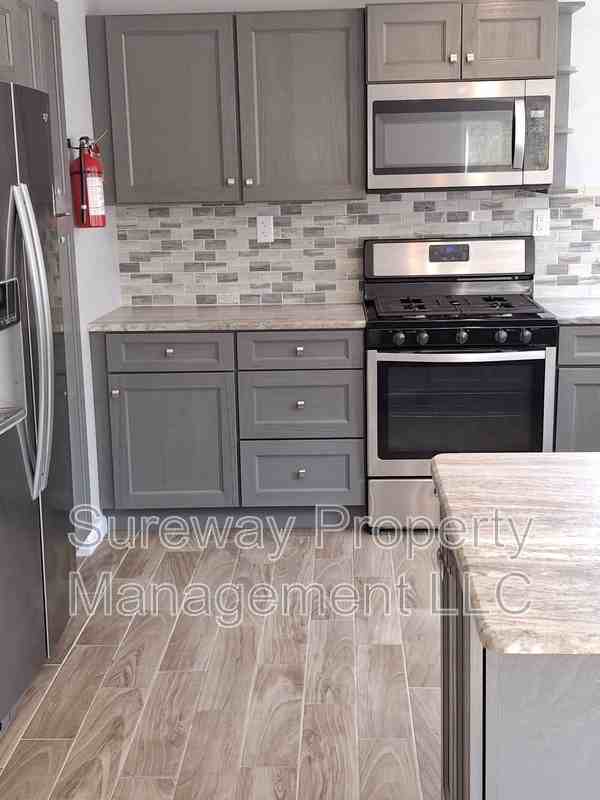 524 Larch Ave - Photo 3 of 7