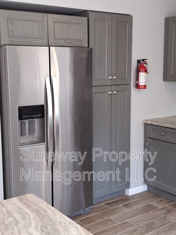 524 Larch Ave - Photo 5 of 7