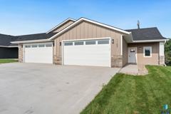 1109 S Foss Ave - Photo 1 of 1