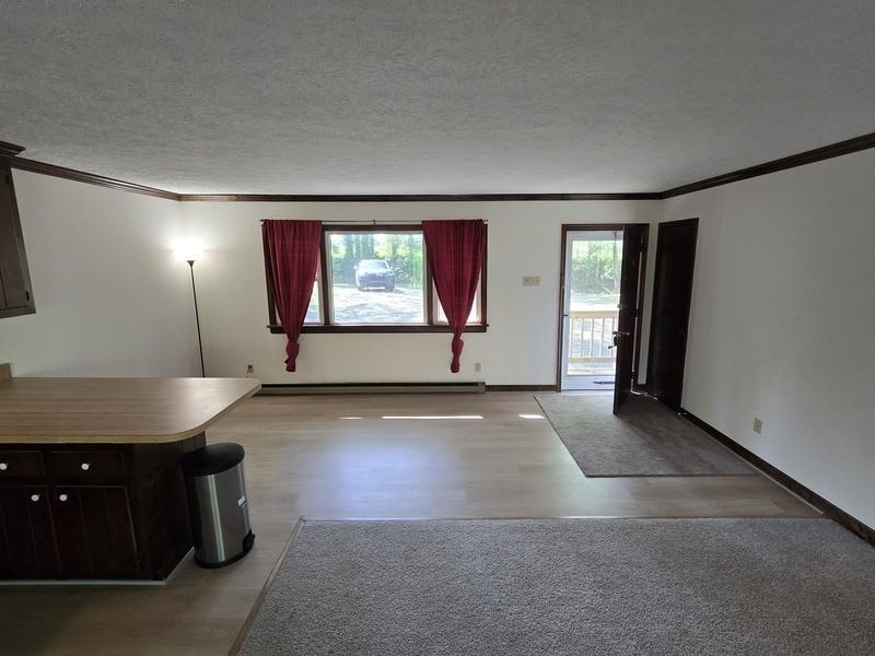 6308 Lakeshore Dr - Photo 2 of 12