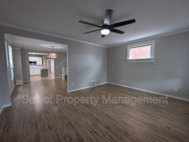 603 Lavina St - Photo 4 of 25