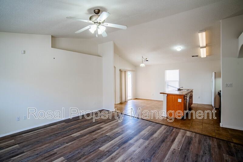 1900 Cielo Oeste Pl Nw - Photo 7 of 25