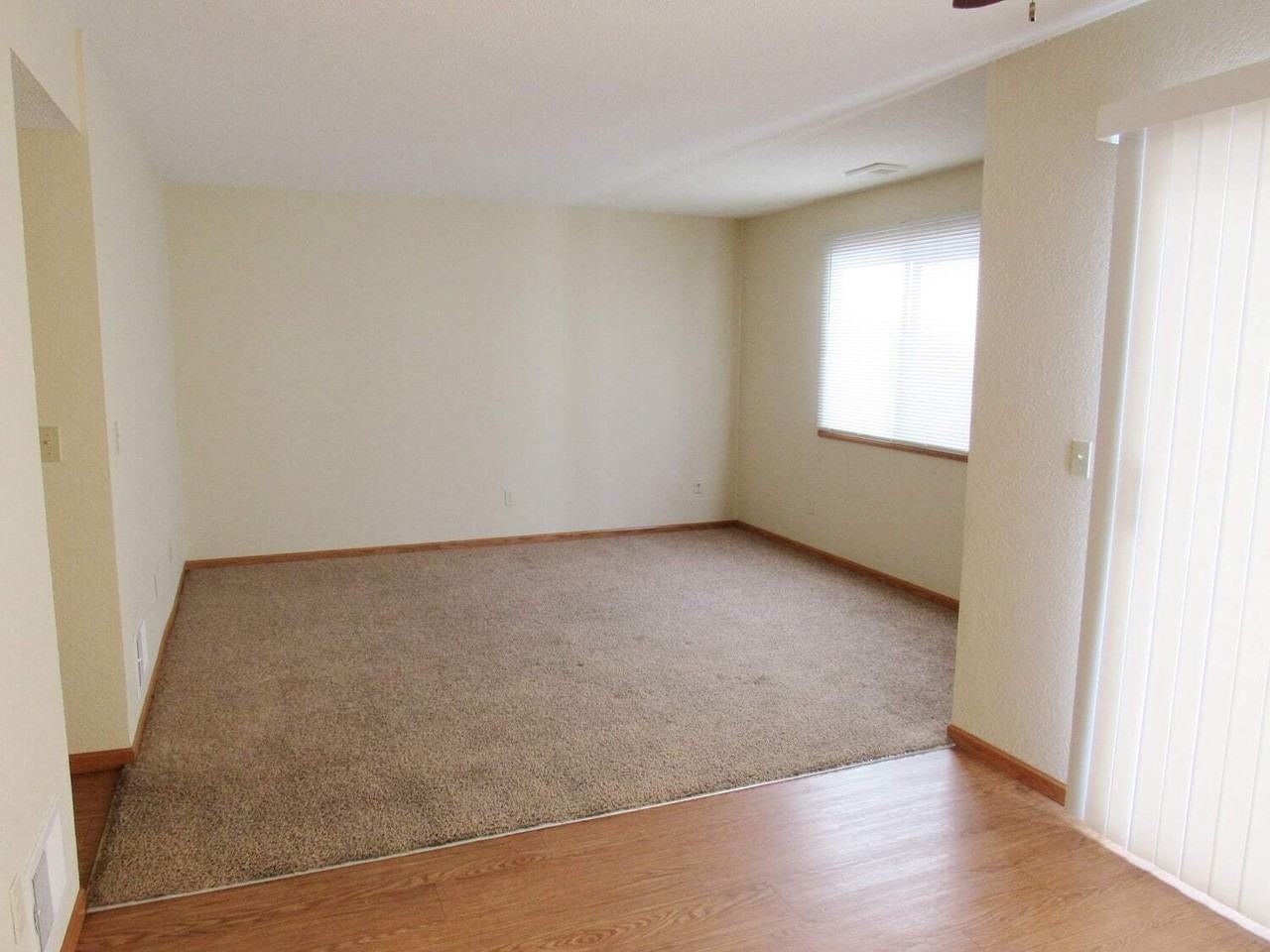 Victoria Townhomes - Photo 2 of 23