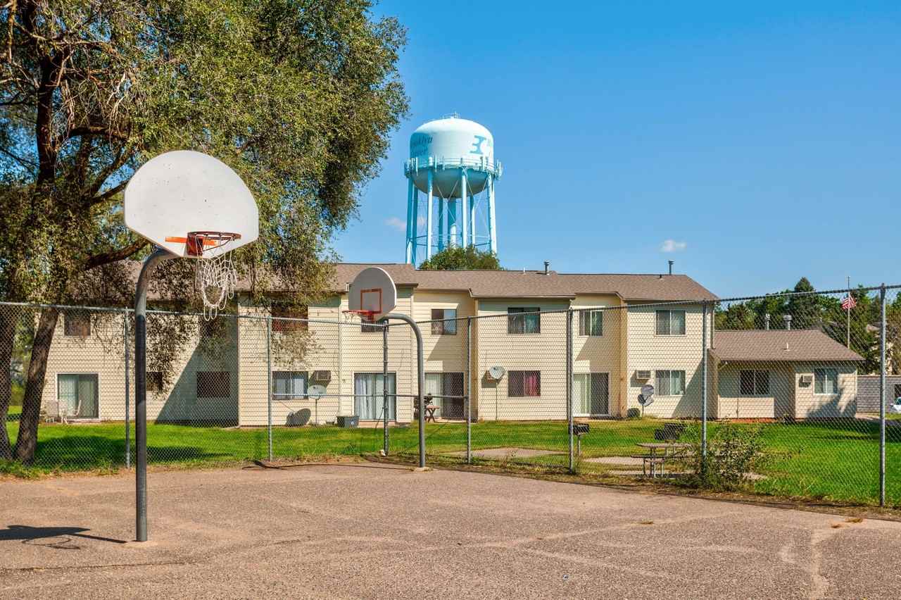 Victoria Townhomes - Photo 7 of 23