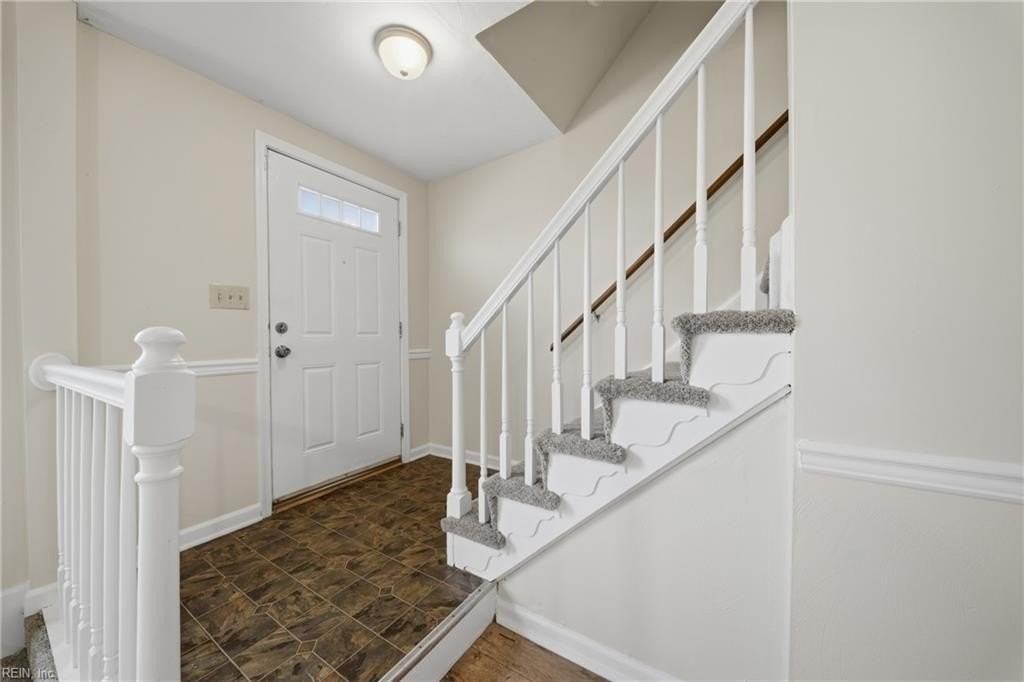 5531 Old Guard Cres - Photo 6 of 24