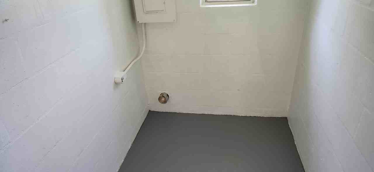 Oleander Drive, 407 - Photo 6 of 9