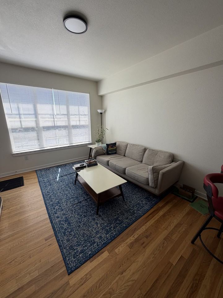 1441 CENTRAL ST - Photo 4 of 14