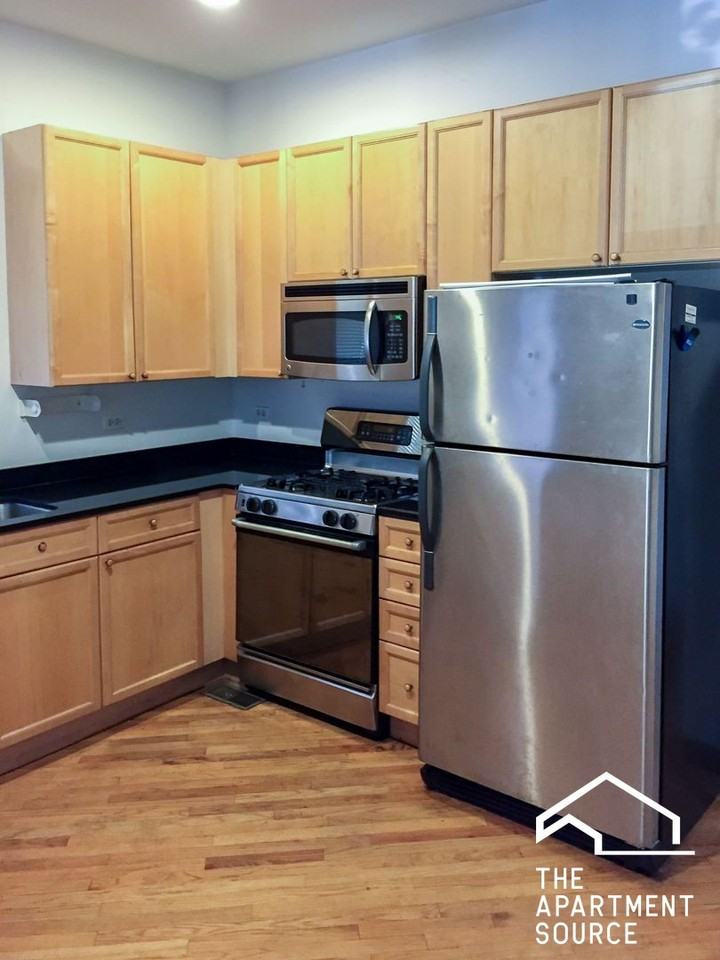 2737 N Wayne Ave #1N - Photo 3 of 7