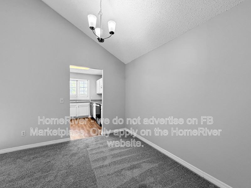 1854 Alberta Ct N - Photo 7 of 26