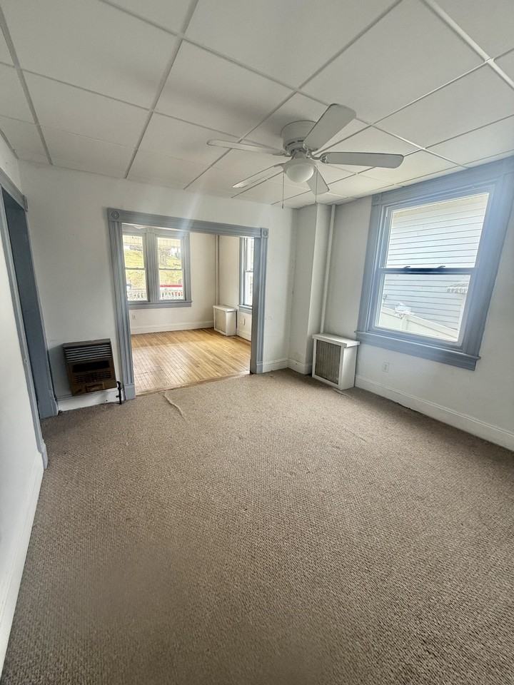 514 4th Street - Photo 3 of 5