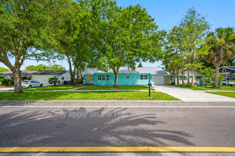 306 Park Blvd - Photo 2 of 50