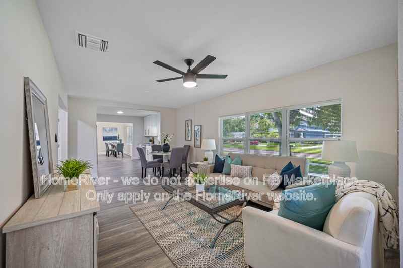 306 Park Blvd - Photo 2 of 50
