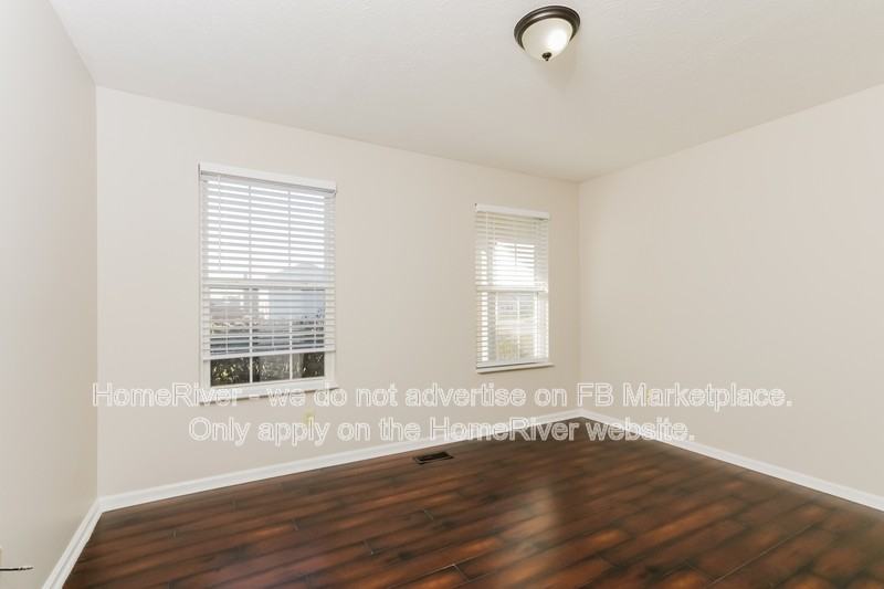 975 Geronimo Dr - Photo 7 of 19