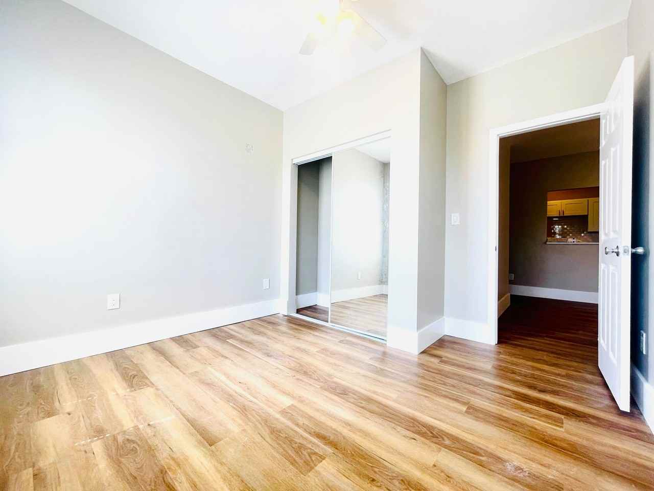 307- 311 South Grandview Avenue - Photo 3 of 50