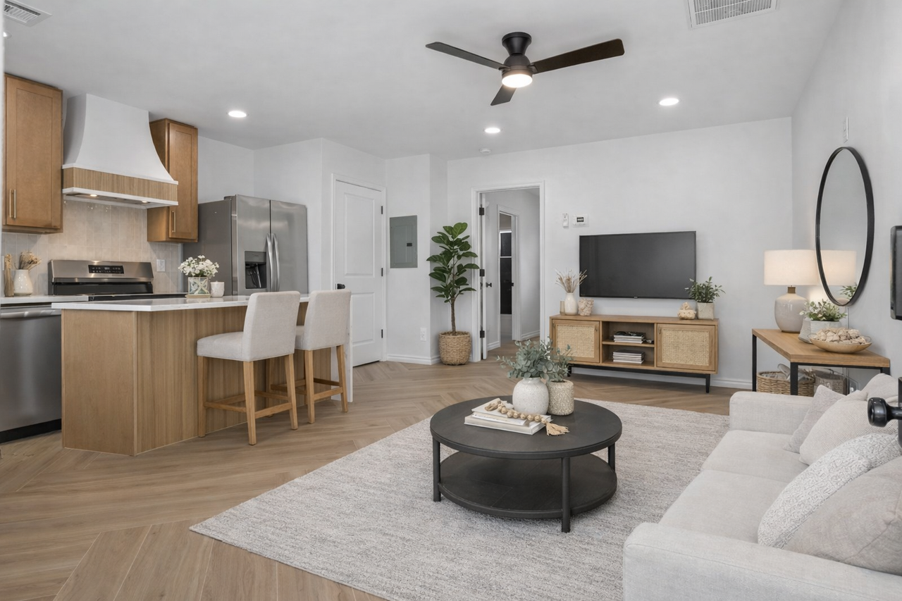 1119 South Rockford Avenue - Photo 3 of 50