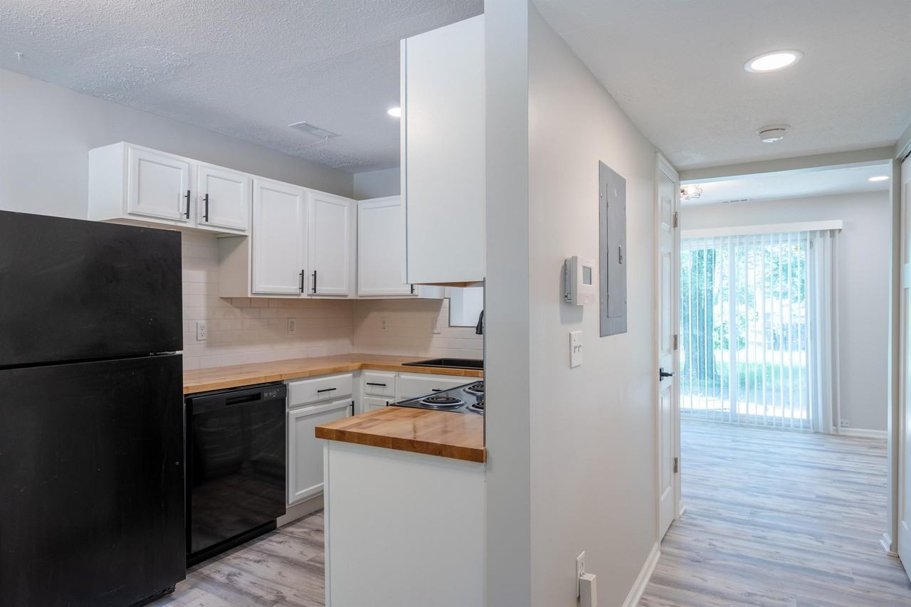 Talbott - Photo 4 of 21