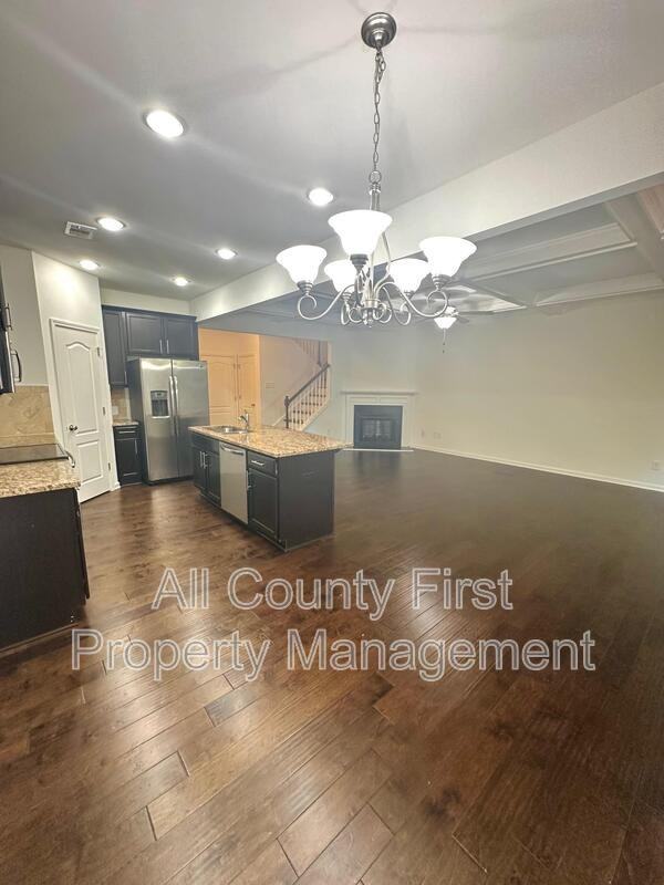 3172 Spicy Cedar Ln - Photo 7 of 22