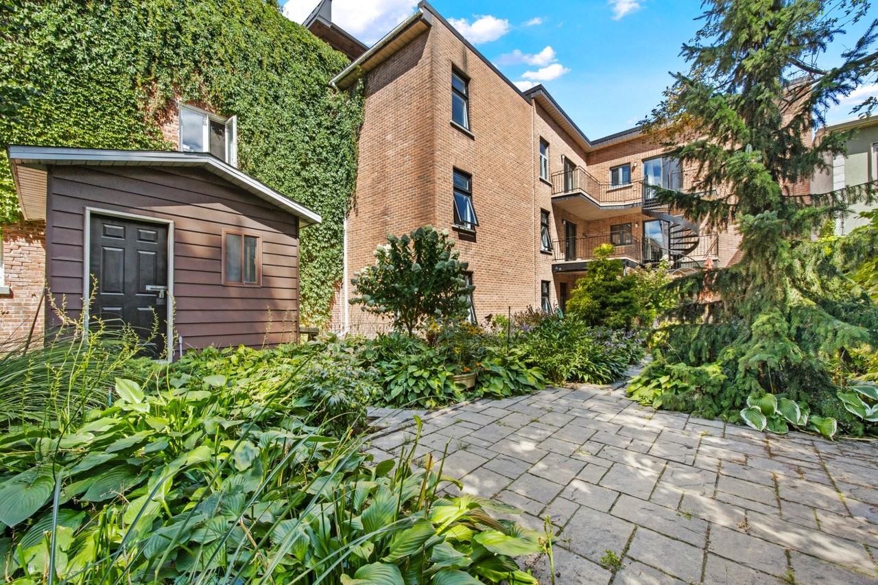 1900 Rue Plessis - Photo 2 of 17