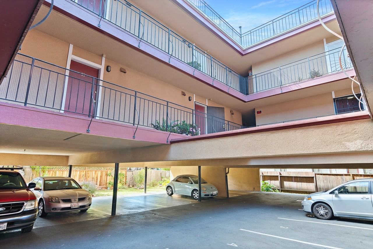 348 4th ave - Photo 6 of 10