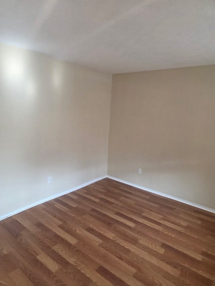 134 Main Street - Photo 7 of 13