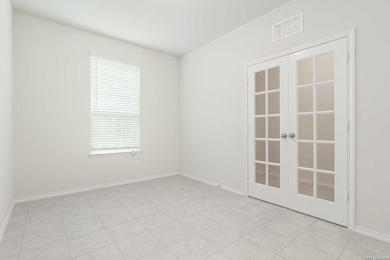 186 Texas Thistle - Photo 4 of 20