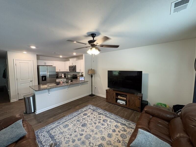 44 Briar Forest Dr #B - Photo 6 of 20