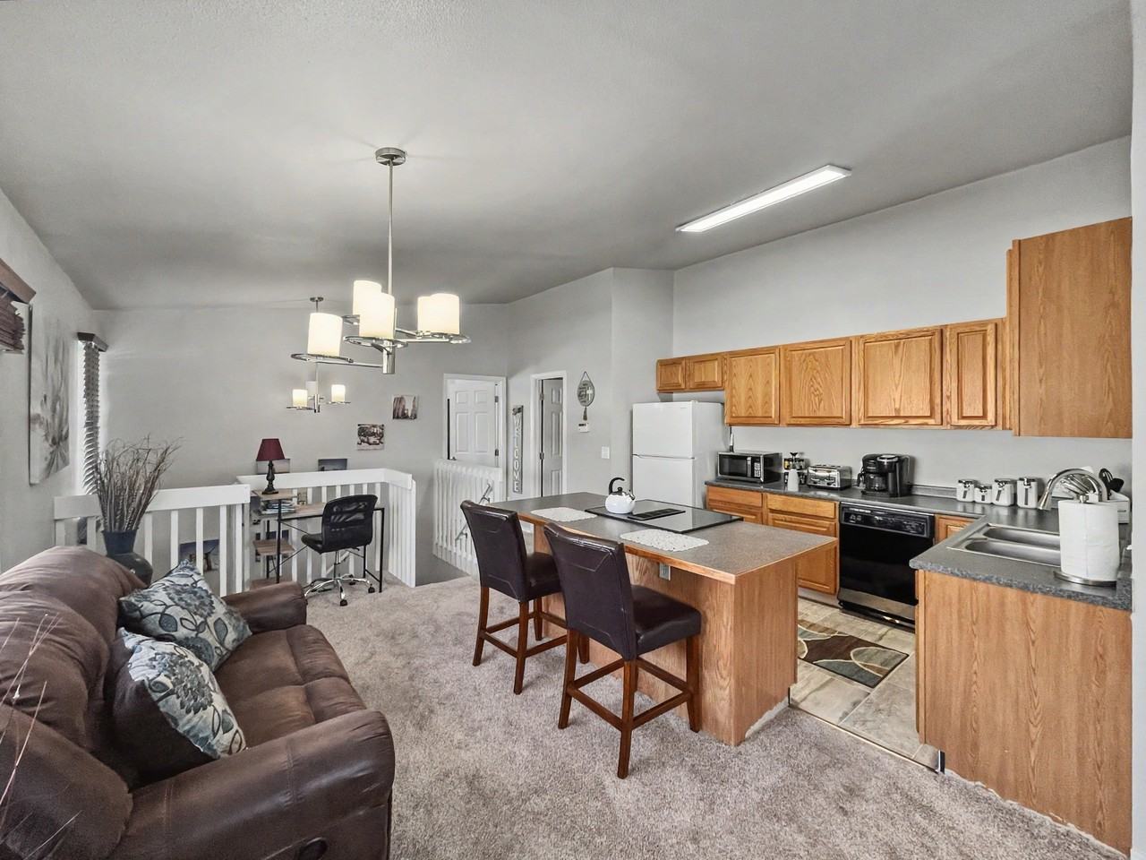 2020 East 72nd Avenue - Photo 2 of 9