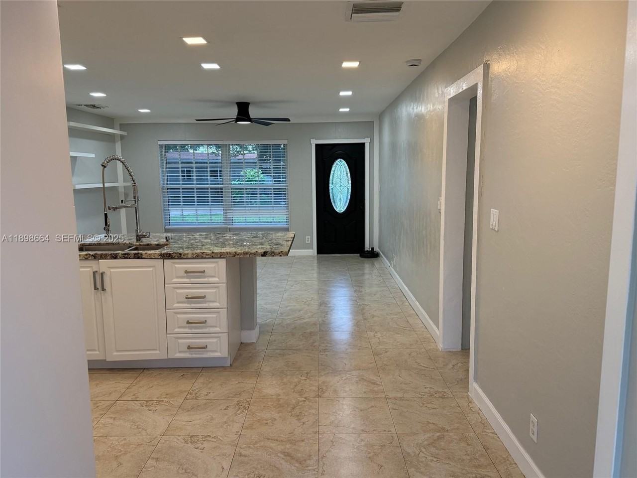 1498 Southwest 47th Avenue - Photo 5 of 33