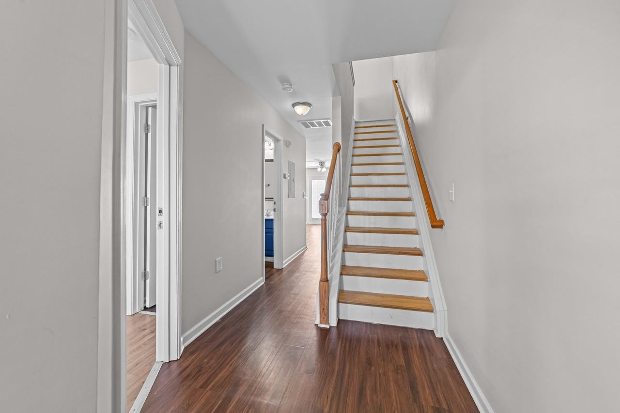 Sherwood Street Townhomes - Photo 3 of 24