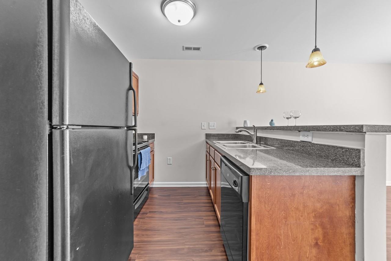 Sherwood Street Townhomes - Photo 6 of 24