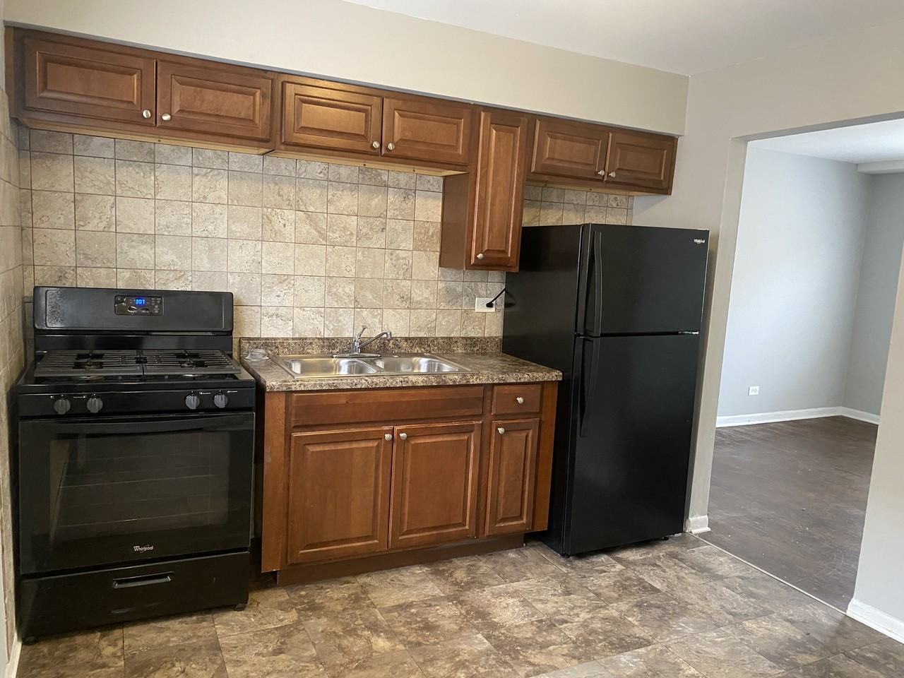 7218 Park Ave, Summit - Photo 2 of 12