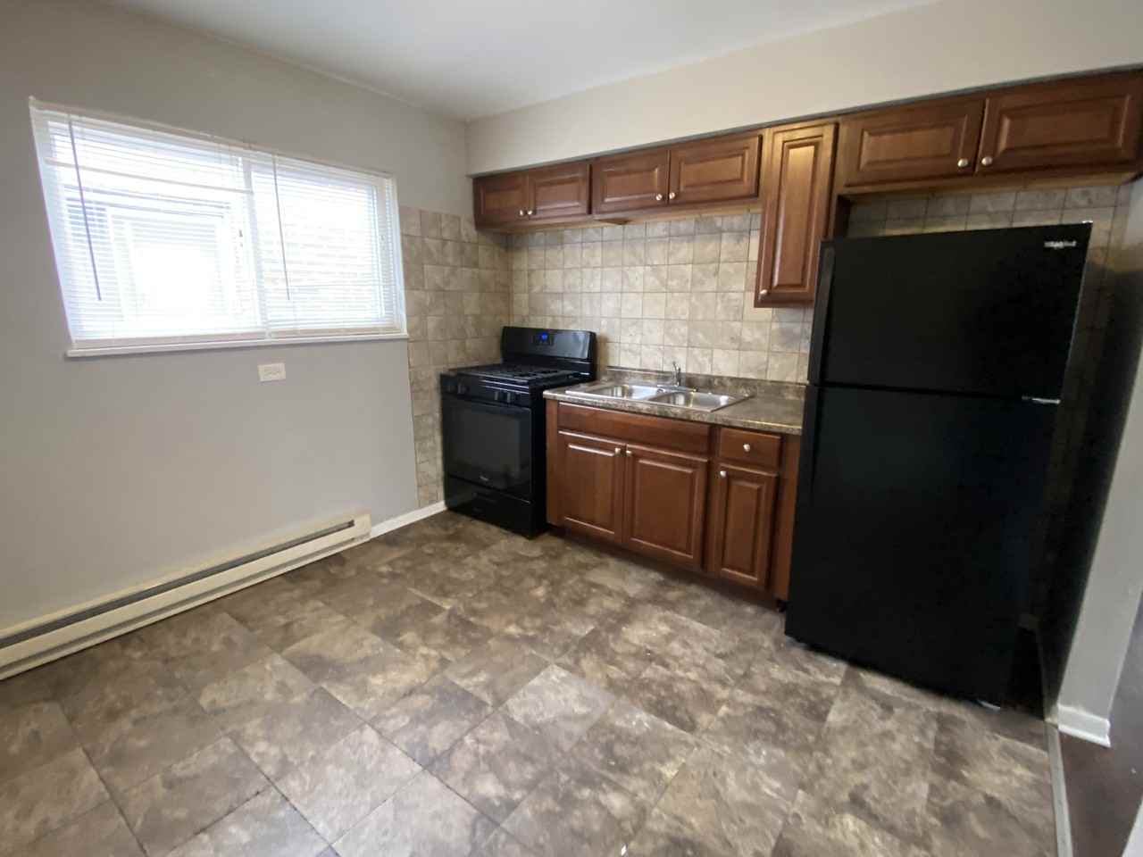 7218 Park Ave, Summit - Photo 3 of 12